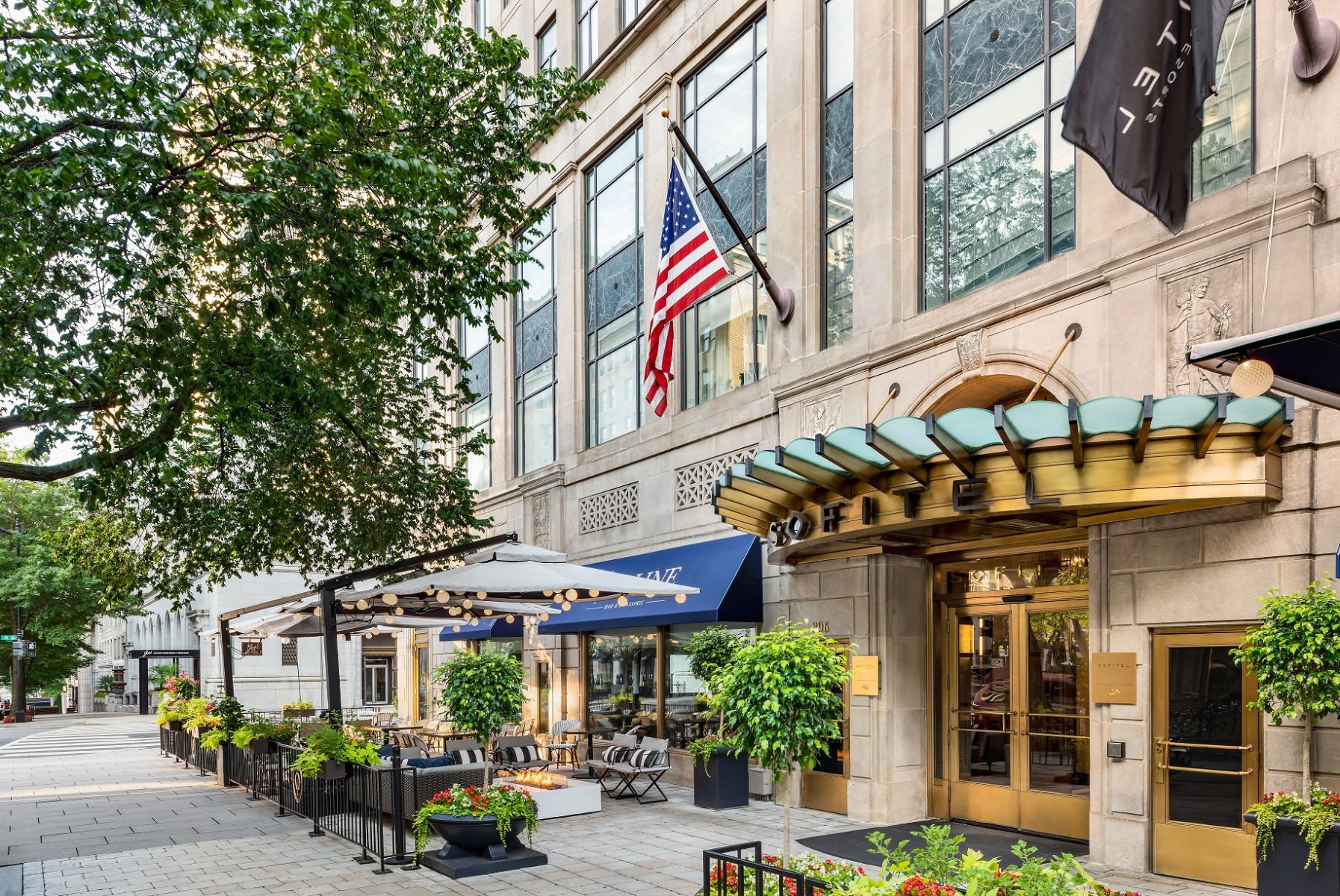 Photo of the hotel Sofitel Washington DC Lafayette Square: Sofitel day opaline bar terrace